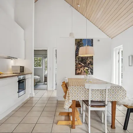 Amazing In With Kitchen