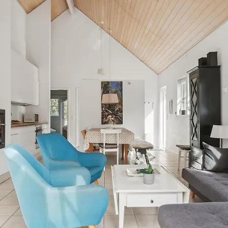 Amazing In With Kitchen Gjern